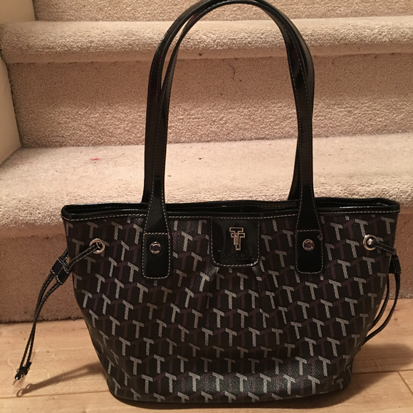 Tignanello Handbags - Tignanello Hand Bag